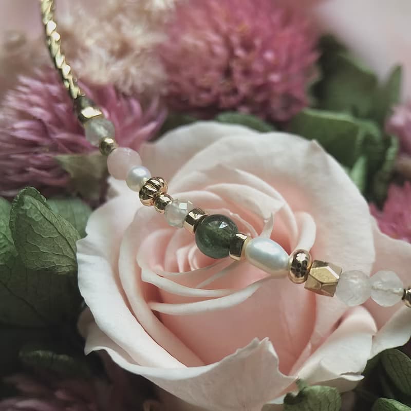【九月・新娘花】山櫻花嫁 | 碧璽葡萄石手鍊 長度可調 水晶手鍊