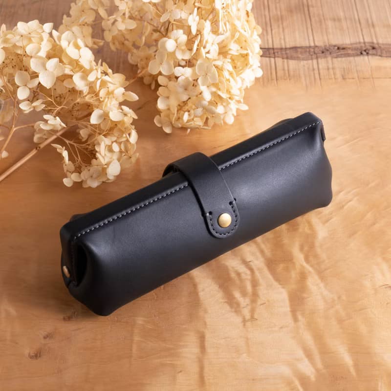 イタリアンレザーのペンケース Paka-pen #Black【入学祝】【就職祝】【カスタム可能なギフト】