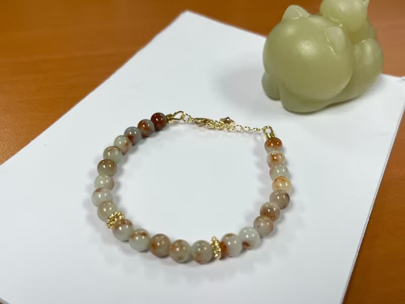 天然緬甸玉 撒紅翡牛奶底翡翠珠設計設計手串手鍊