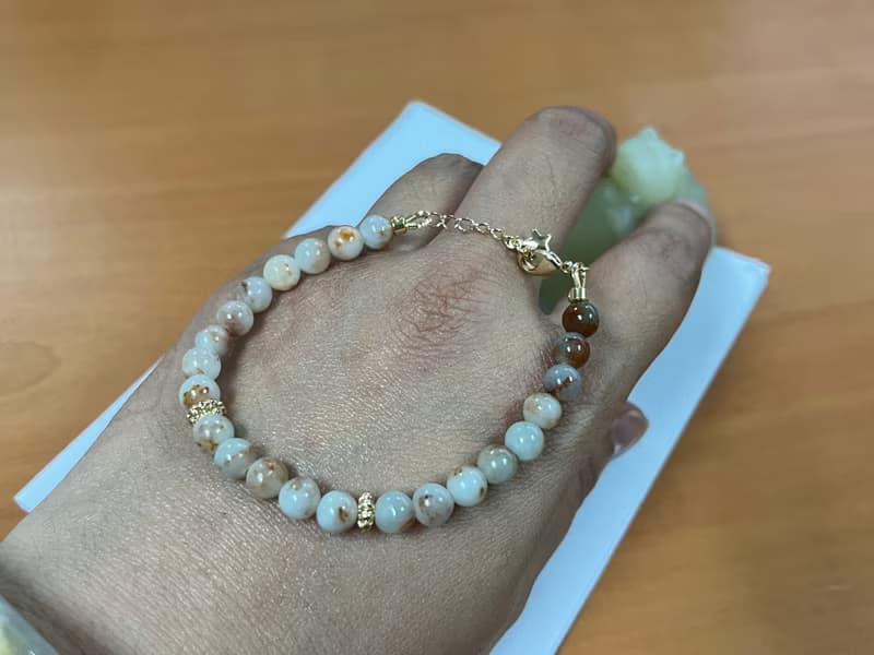 天然緬甸玉 撒紅翡牛奶底翡翠珠設計設計手串手鍊