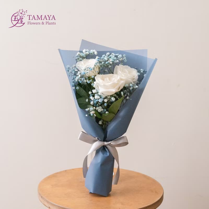 霧白x群青 3朵玫瑰花束