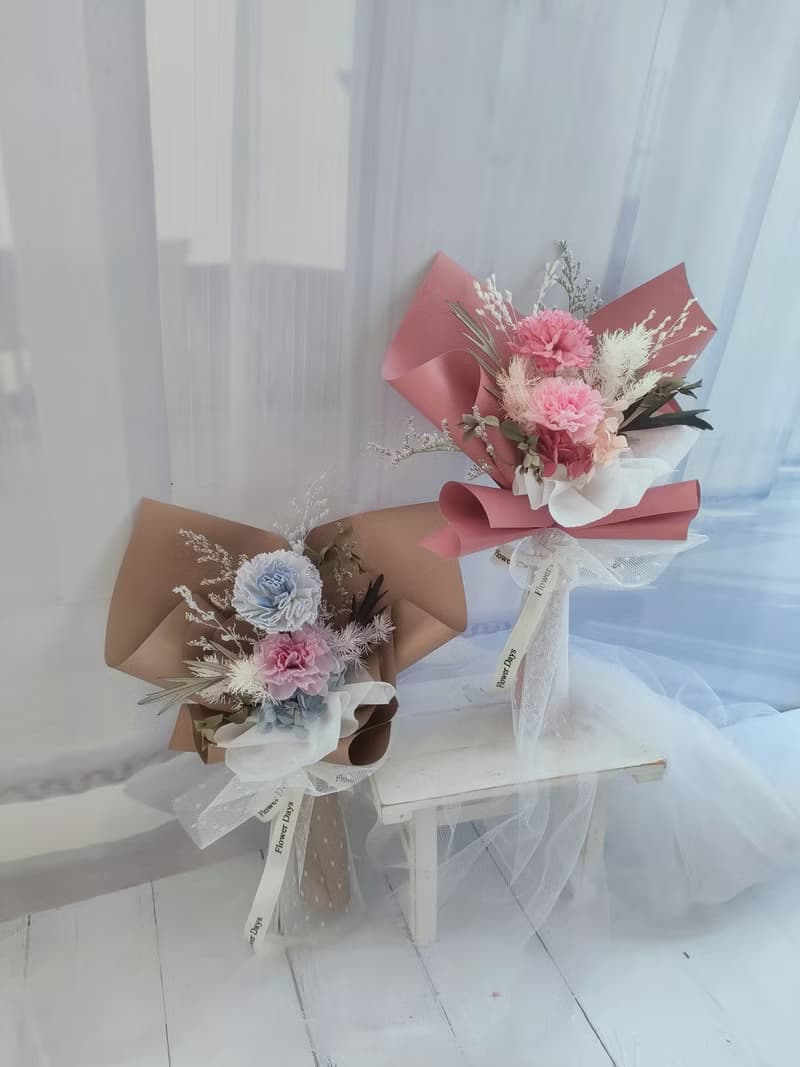 現貨~永生乾燥花束- 韓式花束  母親節康乃馨