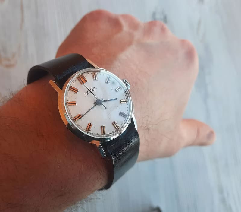Mechanic Soviet wrist watch Raketa 2609.HA - wind up mens watch made in USSR