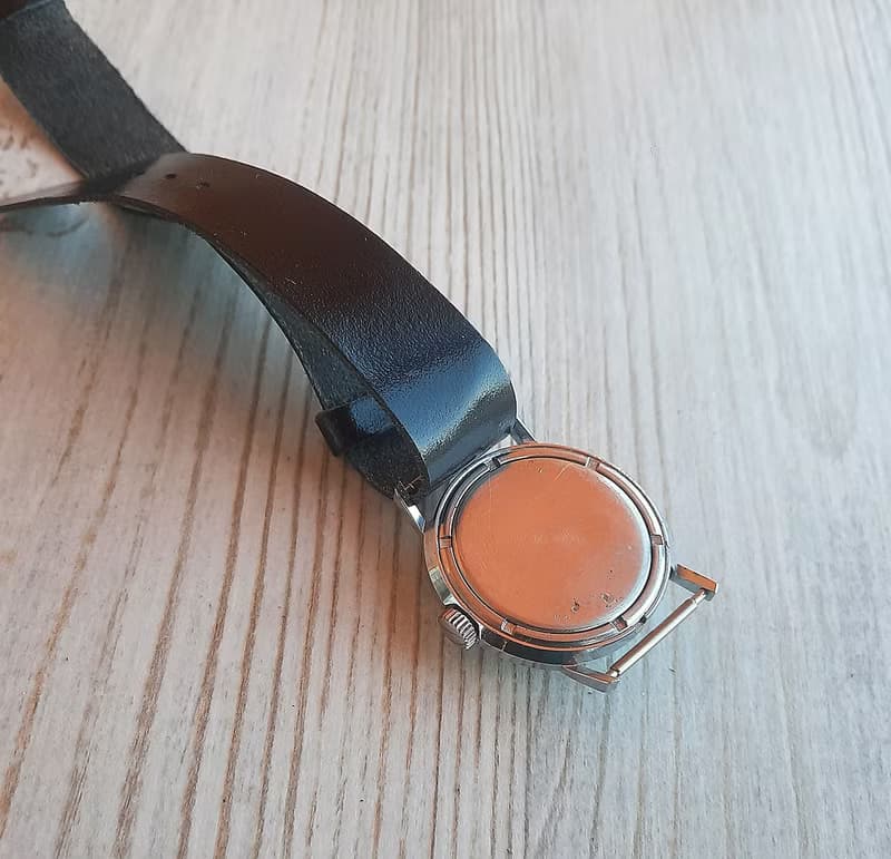 Mechanic Soviet wrist watch Raketa 2609.HA - wind up mens watch made in USSR