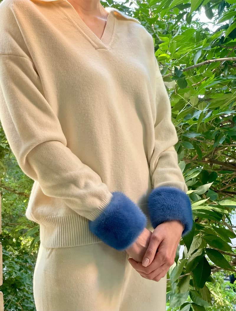 Slap on cuffs / Fur bracelets / Wristband