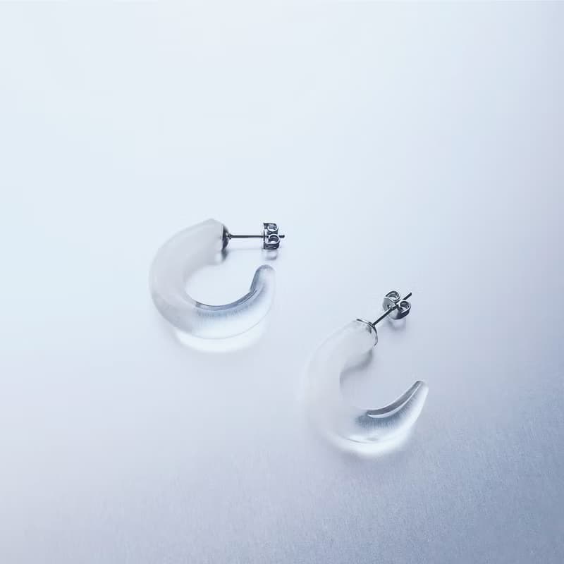 Half moon Earring White / L