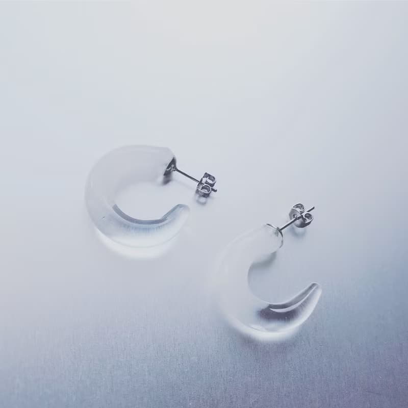 Half moon Earring White / L
