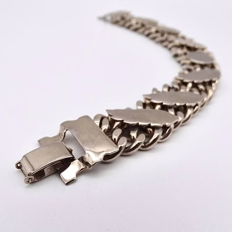 50s USA vintage silver leaf design bracelet