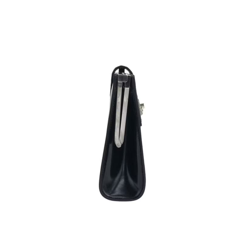 【 日本直送　名牌中古包 】CELINE セリーヌ クラッチバッグ ブラック ガンチーニ ステッチ レザー vintage ヴィンテージ オールド bktsdk