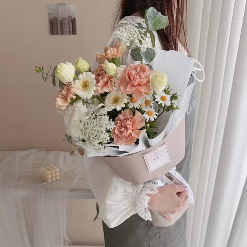 輕語系列 康乃馨鮮花花束