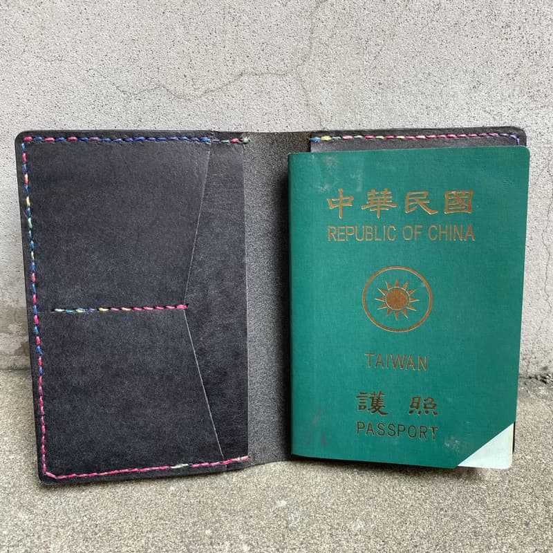 義大利Pueblo磨砂植鞣牛皮護照套 酷帥磨砂黑