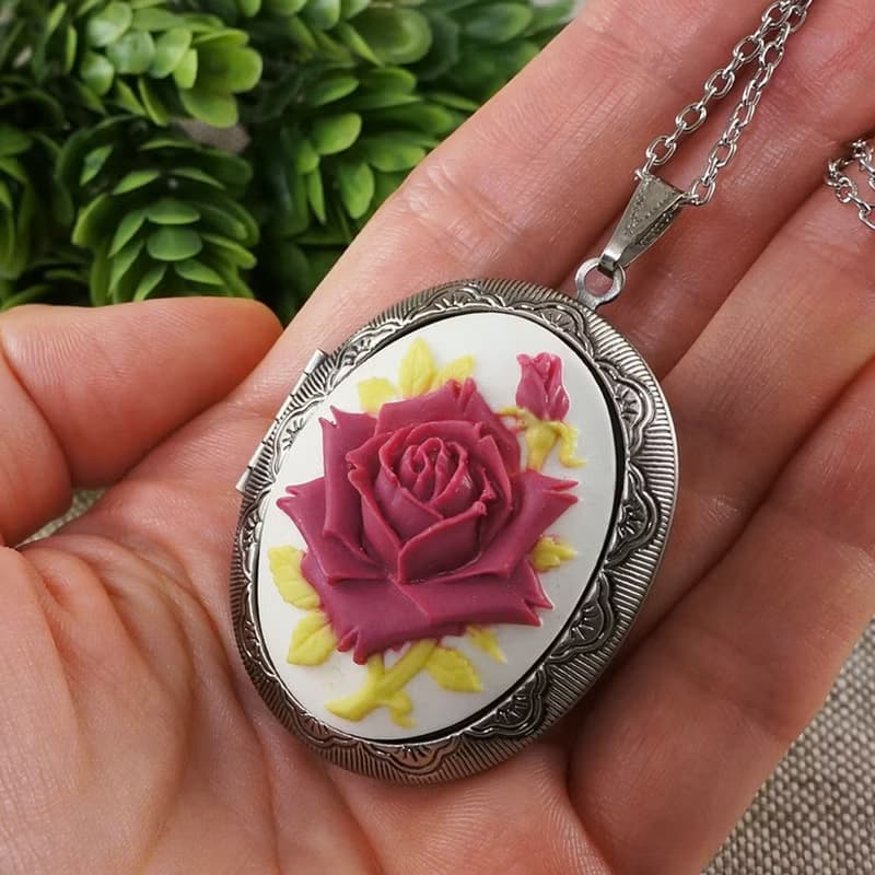 Pink Fuchsia Rose Cameo Oval Photo Locket Flower Pendant Necklace Woman Jewelry