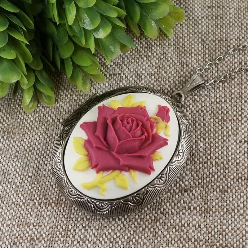 Pink Fuchsia Rose Cameo Oval Photo Locket Flower Pendant Necklace Woman Jewelry