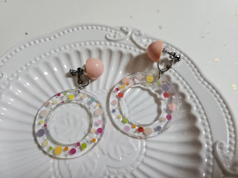 原創耳飾 繽紛圓點 亮麗多彩 可愛氛圍破表 夾式 耳環