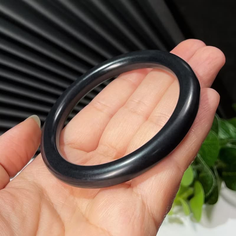 收藏級和田玉墨玉手鐲59MM 老料黑色羊脂玉手環 附證書 古意盎然