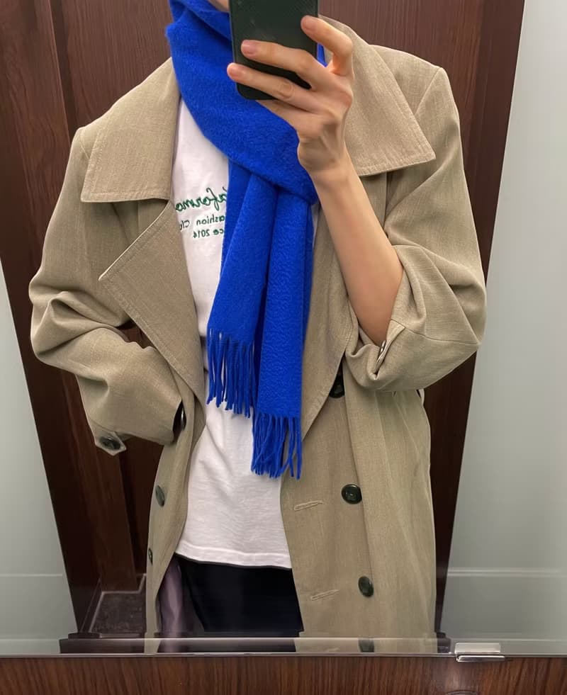 輕薄羊毛含10%羔羊毛流蘇圍巾 - 克萊茵寶藍 現貨