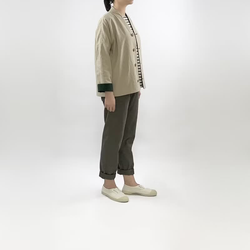 綠與淺卡其 . 小立領雙面外套