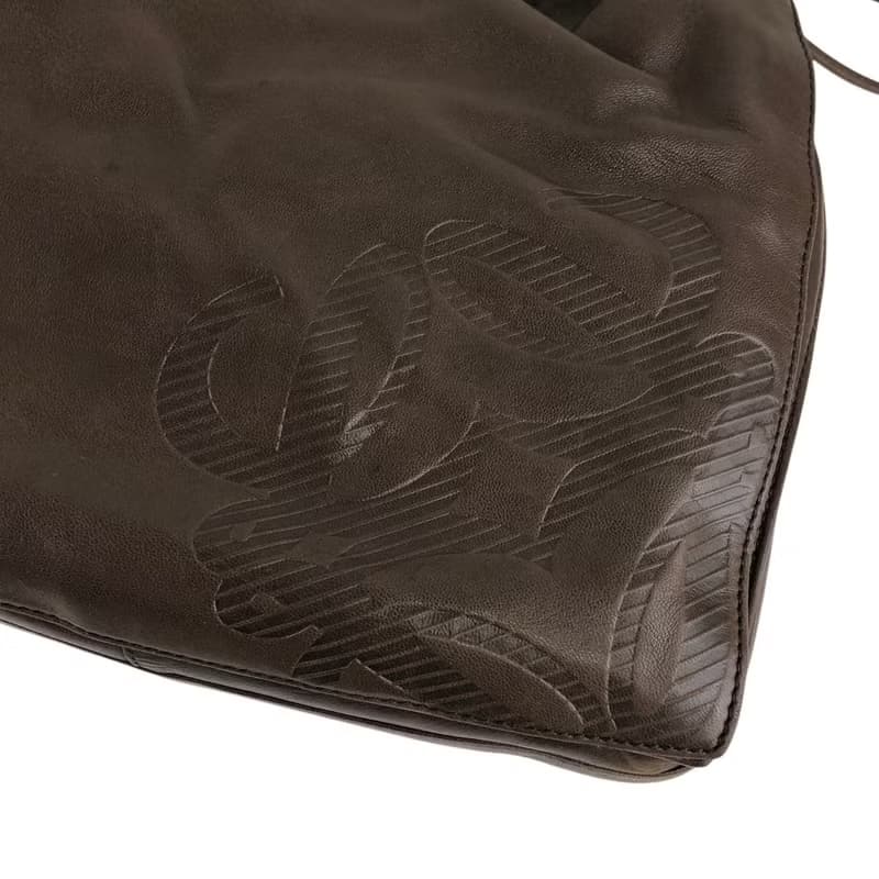 【 日本直送　名牌中古包 】LOEWE ロエベ ショルダーバッグ ブラウン アナグラム ナッパレザー 巾着 vintage ヴィンテージ オールド kki5m4