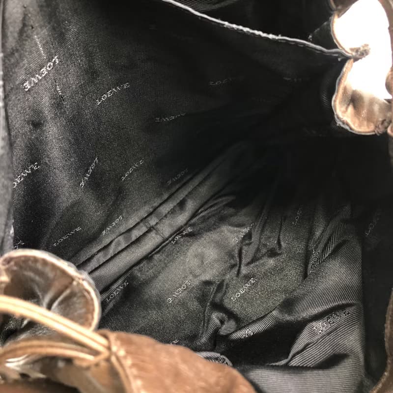 【 日本直送　名牌中古包 】LOEWE ロエベ ショルダーバッグ ブラウン アナグラム ナッパレザー 巾着 vintage ヴィンテージ オールド kki5m4