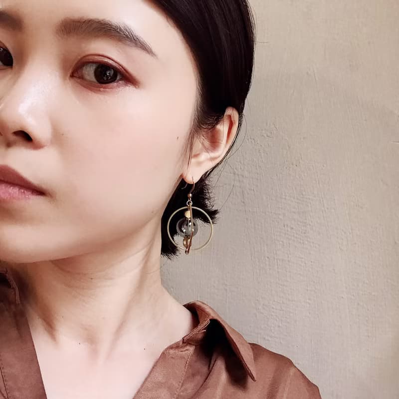 玻璃泡泡_黃銅耳環_女孩星球_紫與墨綠(可改夾)