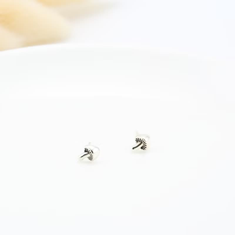 【Angel & Me】神奇 蘑菇 香菇 一對 s925 純銀 耳環 耳夾 禮物