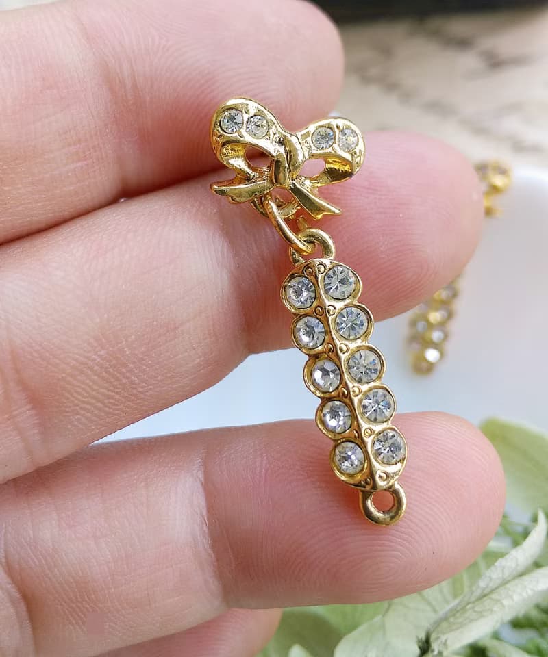 Vintage Jewelry 西洋古董飾品 金色調 都會小蝴蝶結 針式耳環