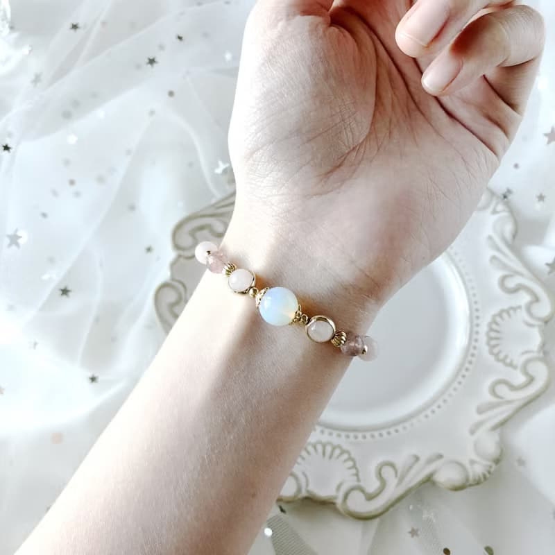 美夢。草莓晶 馬粉 蛋白石 天然石 水晶手鍊