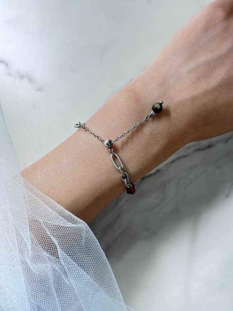 浪漫火族公主瑪瑙手鍊 - 醫療鋼/紅瑪瑙/金曜石