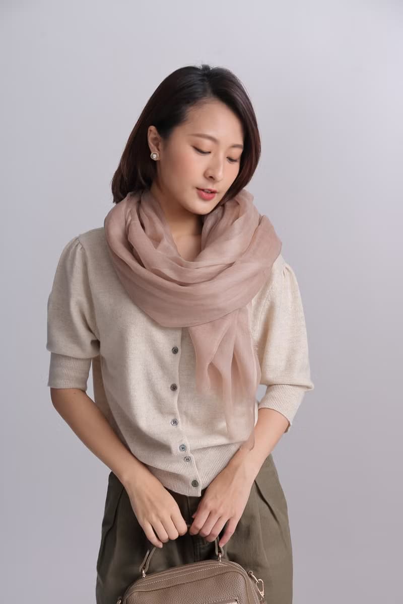 羊絨圍巾披肩_Pashmina_出國聖誕禮物 情人閨密生日禮物靈感_奶茶