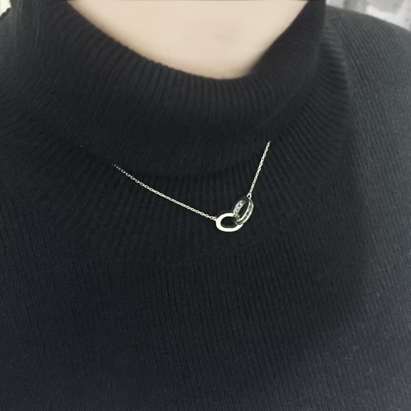 White Entwined Ring Necklace Silver925