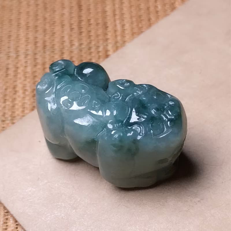 【招財神獸】飄花翡翠巧雕貔貅 | 天然緬甸玉翡翠A貨 | 送禮