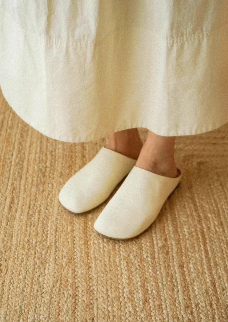 法式極簡 日本產小羊皮圓頭拖鞋 極簡包頭拖鞋