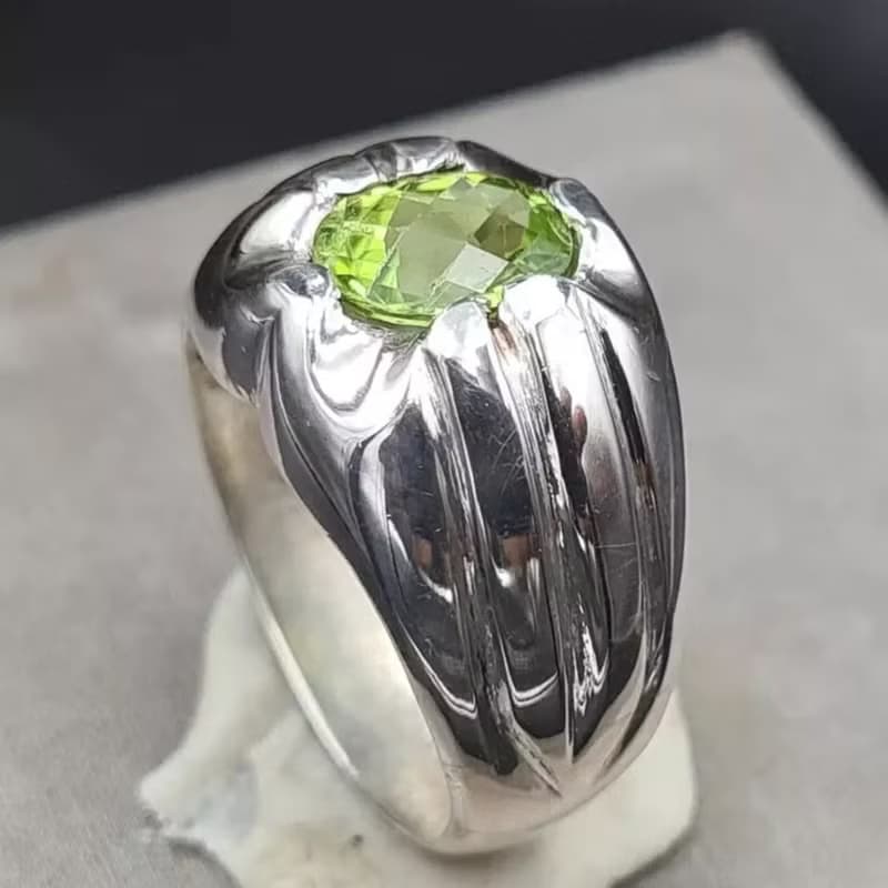 Natural Pakistan Peridot Ring Unheated Untreated Rich Vivid green Carats stone