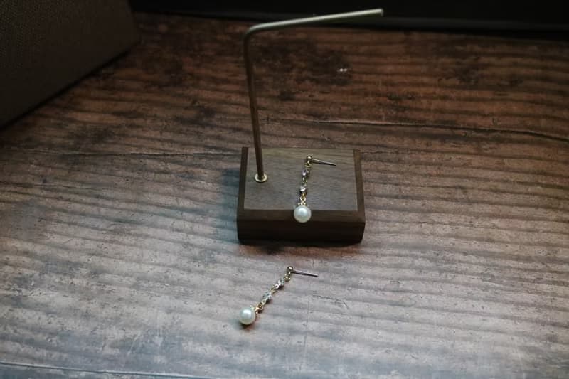 巴羅克珍珠耳釘簡約小巧氣質女耳飾