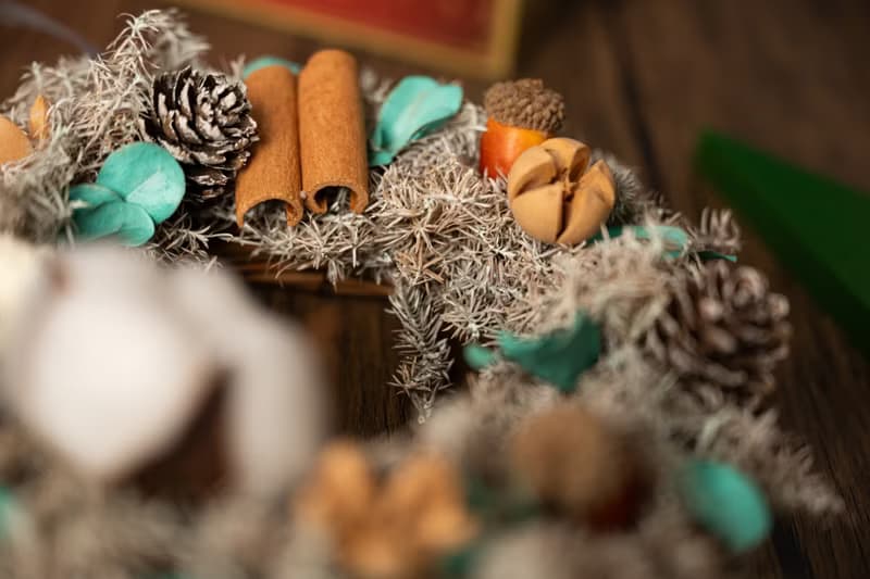 【聖誕裝飾x交換禮物】 永生雪松聖誕花圈 北歐極光版