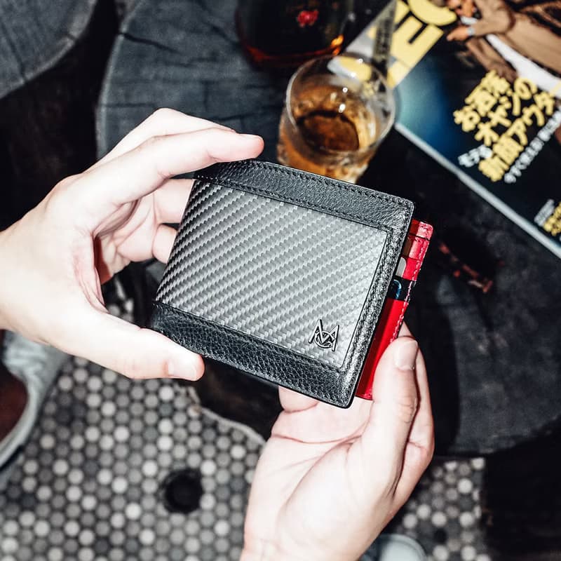 Harmony 碳纖維短夾