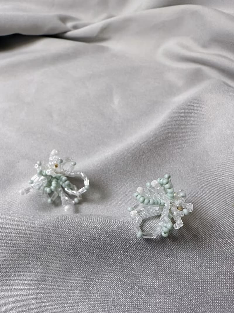 小青 花耳環