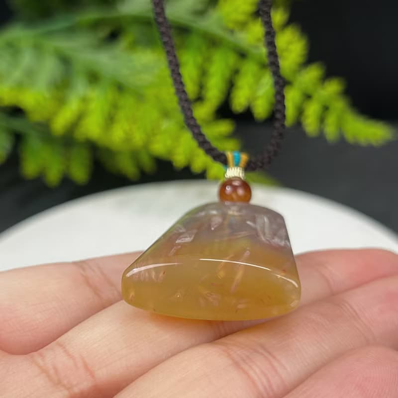 精品珊瑚玉吊墜項錬髪絲料冰潤玉化晶洞糖色梯形無事牌女招財優雅