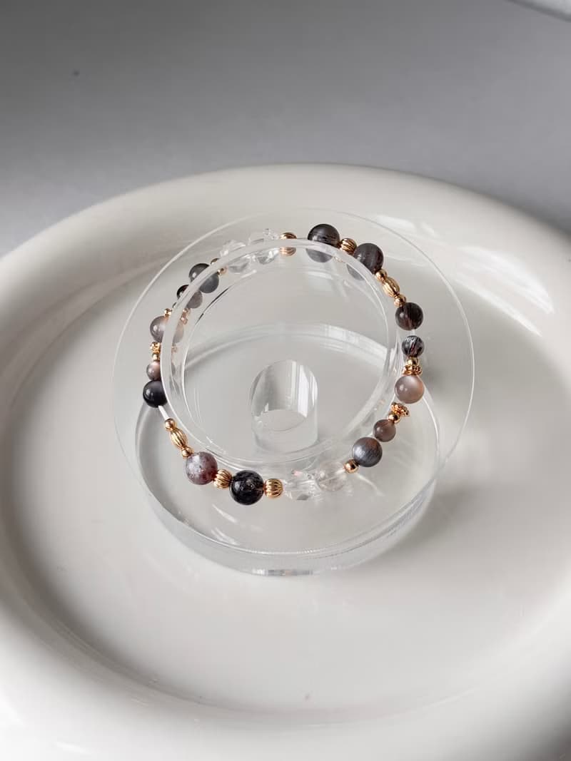 /餘燼/ 正能量 防小人 避邪 財運 星輝骨幹 黑金骨幹 白水晶 手鍊