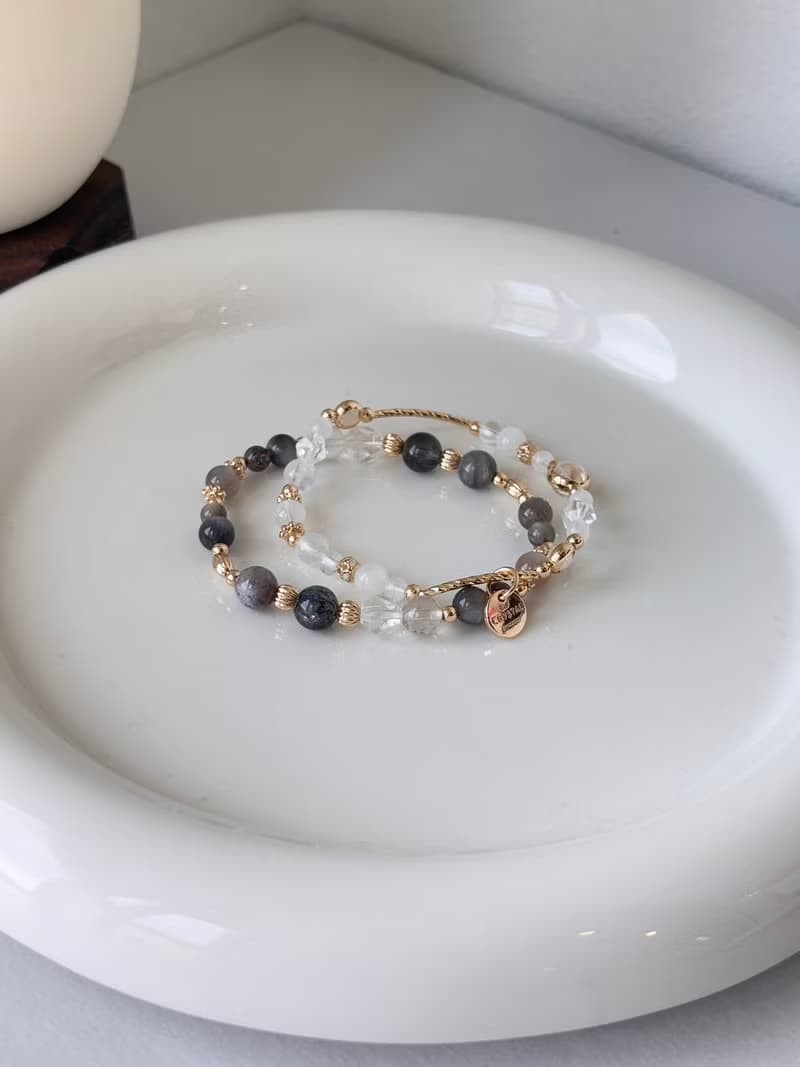 /餘燼/ 正能量 防小人 避邪 財運 星輝骨幹 黑金骨幹 白水晶 手鍊