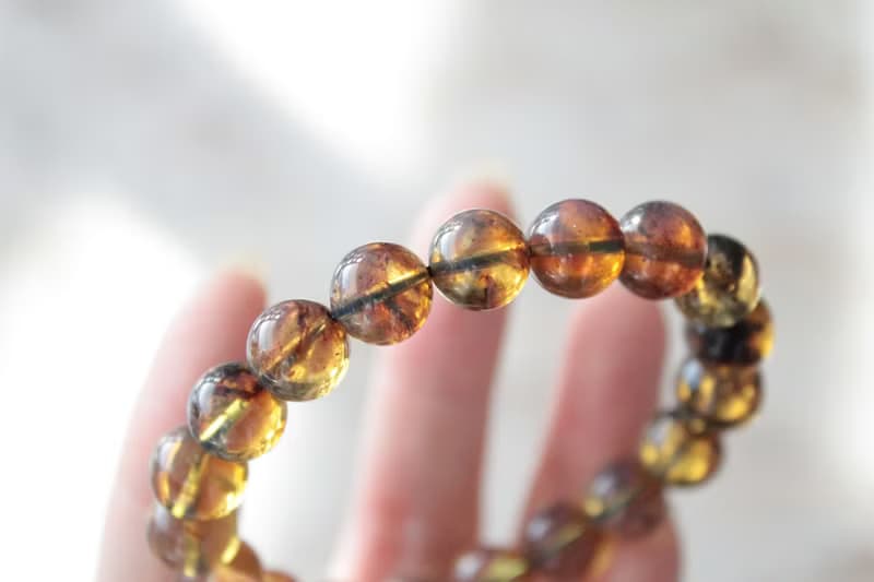 Journal-隱 (多明尼加藍珀)天然反藍光森林地貌漸層琥珀串串手鍊