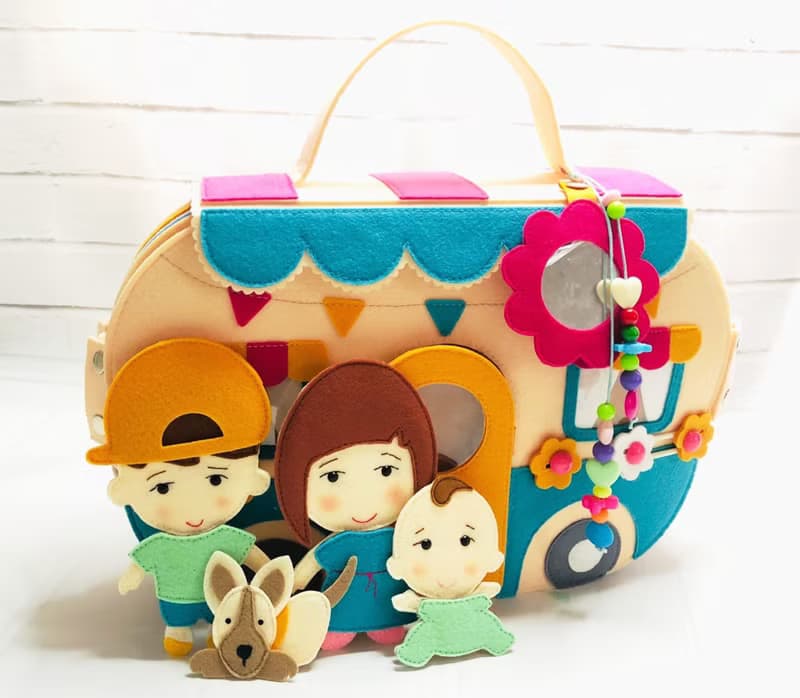Fun and Easy Travel,Toy family travel, Portable Dollhouse, Sensory  Quiet book