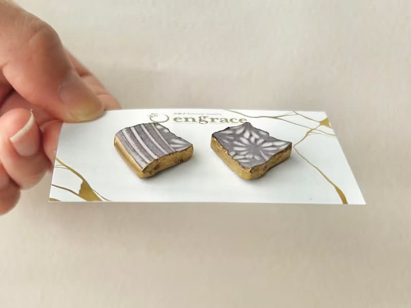 【金具が選べる】京焼　金継ぎ　ピアス　イヤリング　紫　花柄　伝統工芸　No.171