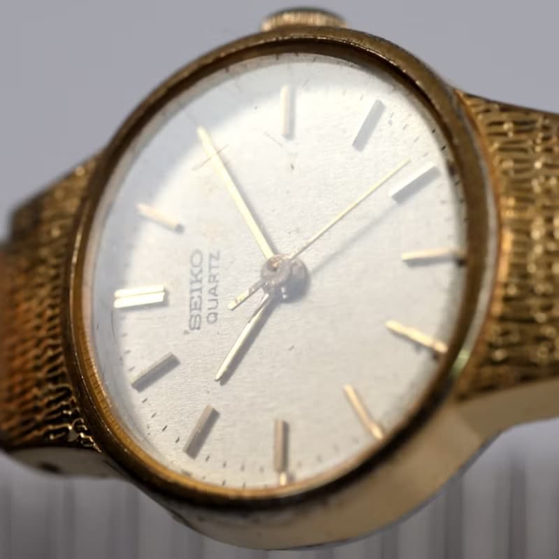 SEIKO 女性用腕時計 クォーツ 1421-5710 ゴールド文字盤 テクスチャーケース 手錶 古董錶 復古手錶