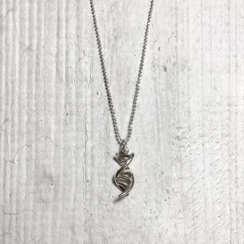 生命奧妙。DNA項鍊。925純銀。sterling silver