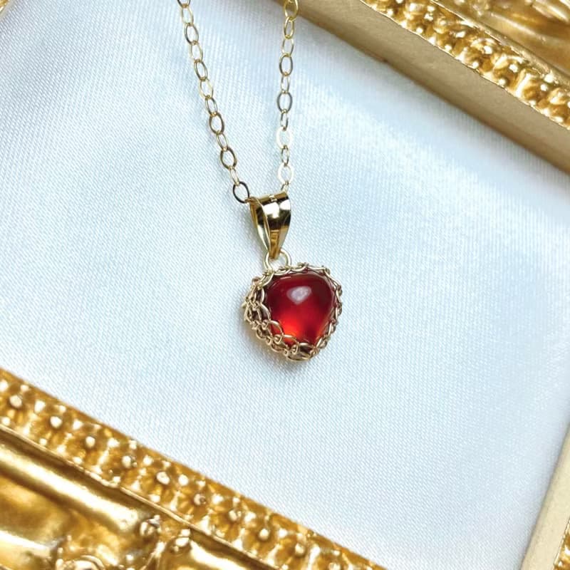 石榴石項鍊 心形弧面石榴石愛心吊墜生辰石項鍊14k包金鎖骨鏈