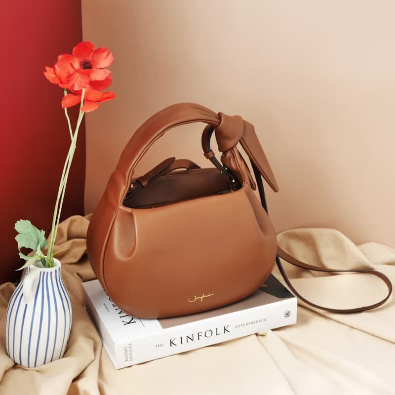 Jaychewin Garrett Handbag 泰國皮包 - Tan Lambskin 小羊皮