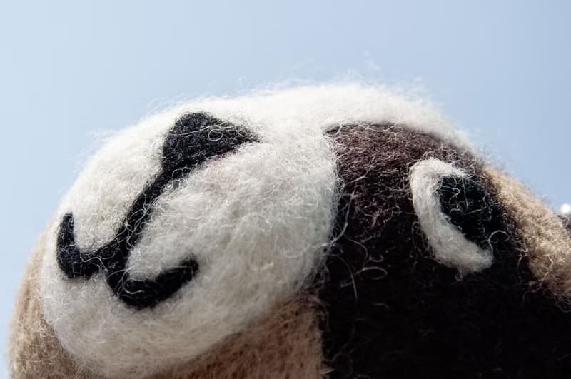 羊毛氈立體口金包 羊毛氈零錢包 羊毛氈口金包 動物口金包-咖啡熊