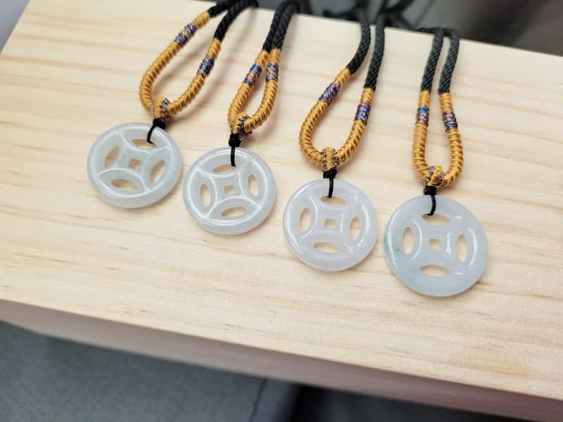 【親翠】天然翡翠 冰嬌飄花錢幣項鍊好評第二趴 金錢 錢幣 招財