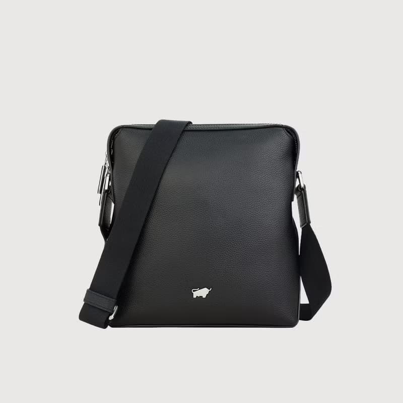 【滿3999送鑰匙圈】諾瓦-A 直式斜背包-黑色/BF564-17-BK